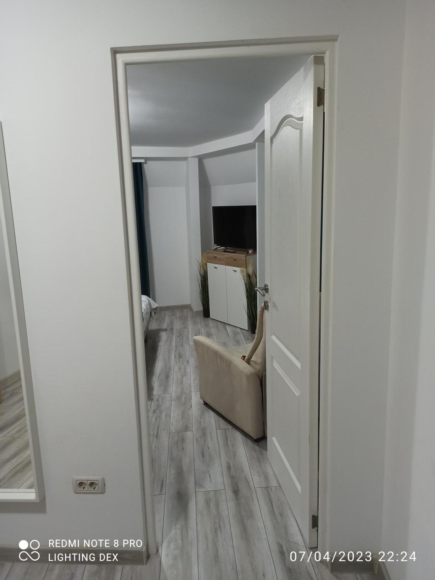 Apartment Comfortable Square Bucharest