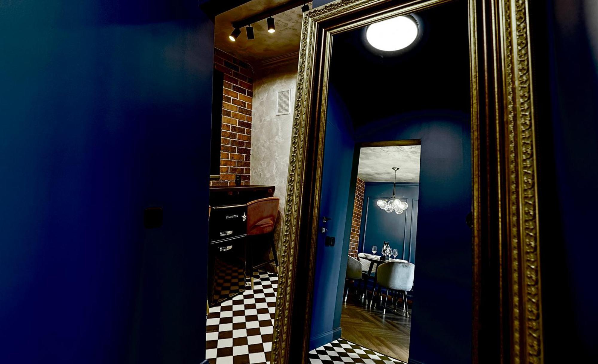 Harley Quinn Apartament Bucureşti
