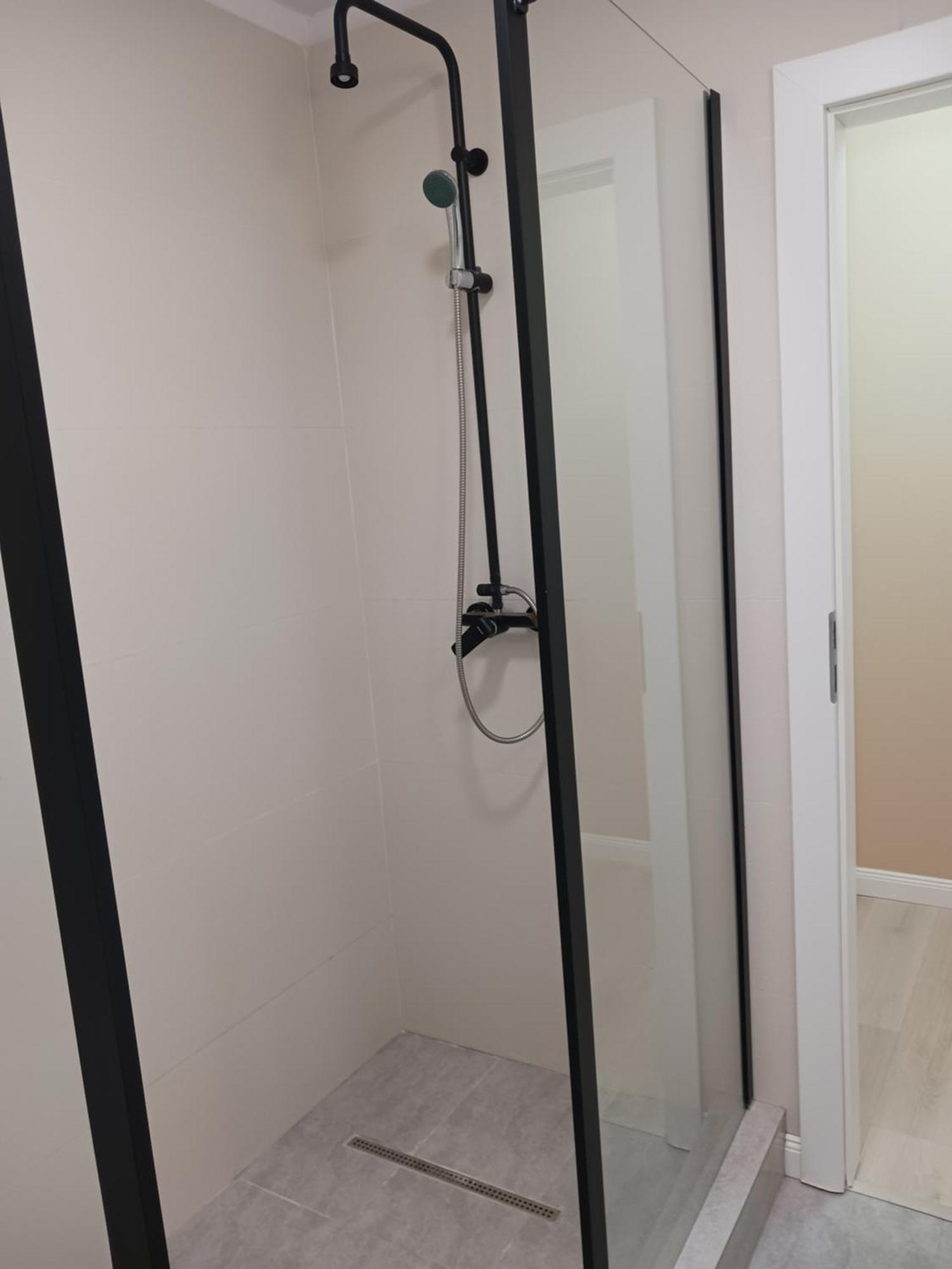 Apartment Myky Mouse Nu Primesc Santieristi Si Petrecareti