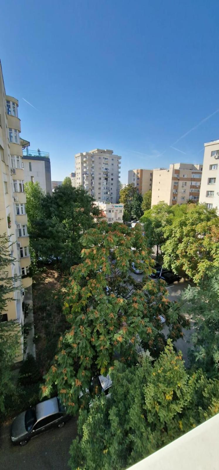 Decebal-residence * Bucharest