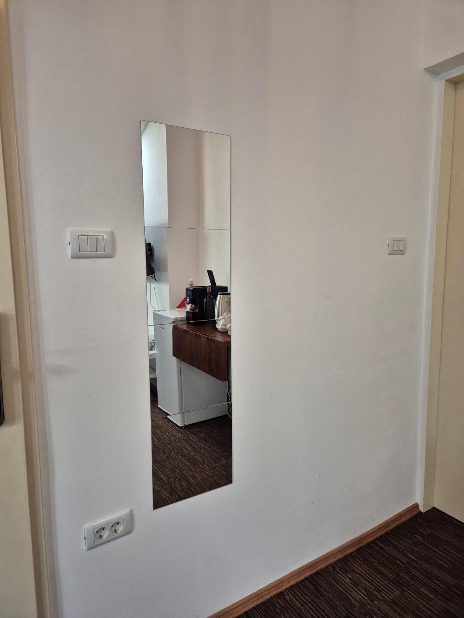 Boutique Old 4 * Bucureşti