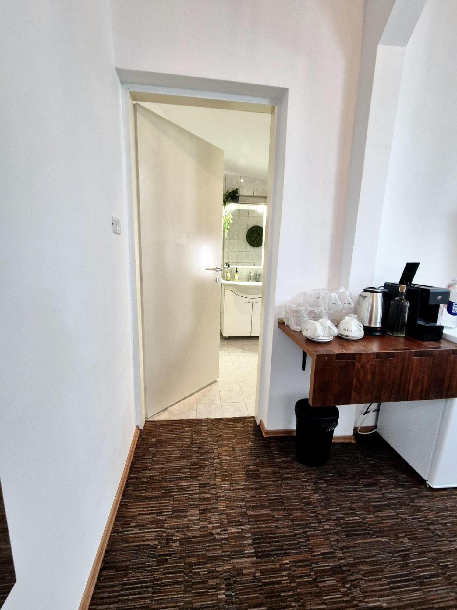 Boutique Old 4 Apartament Bucureşti