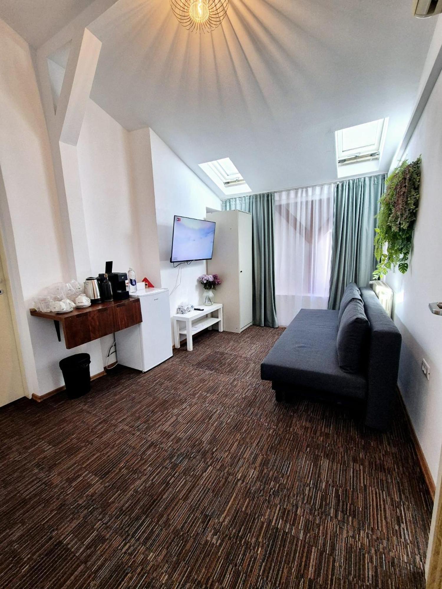Apartment Boutique Old 4 Bucharest