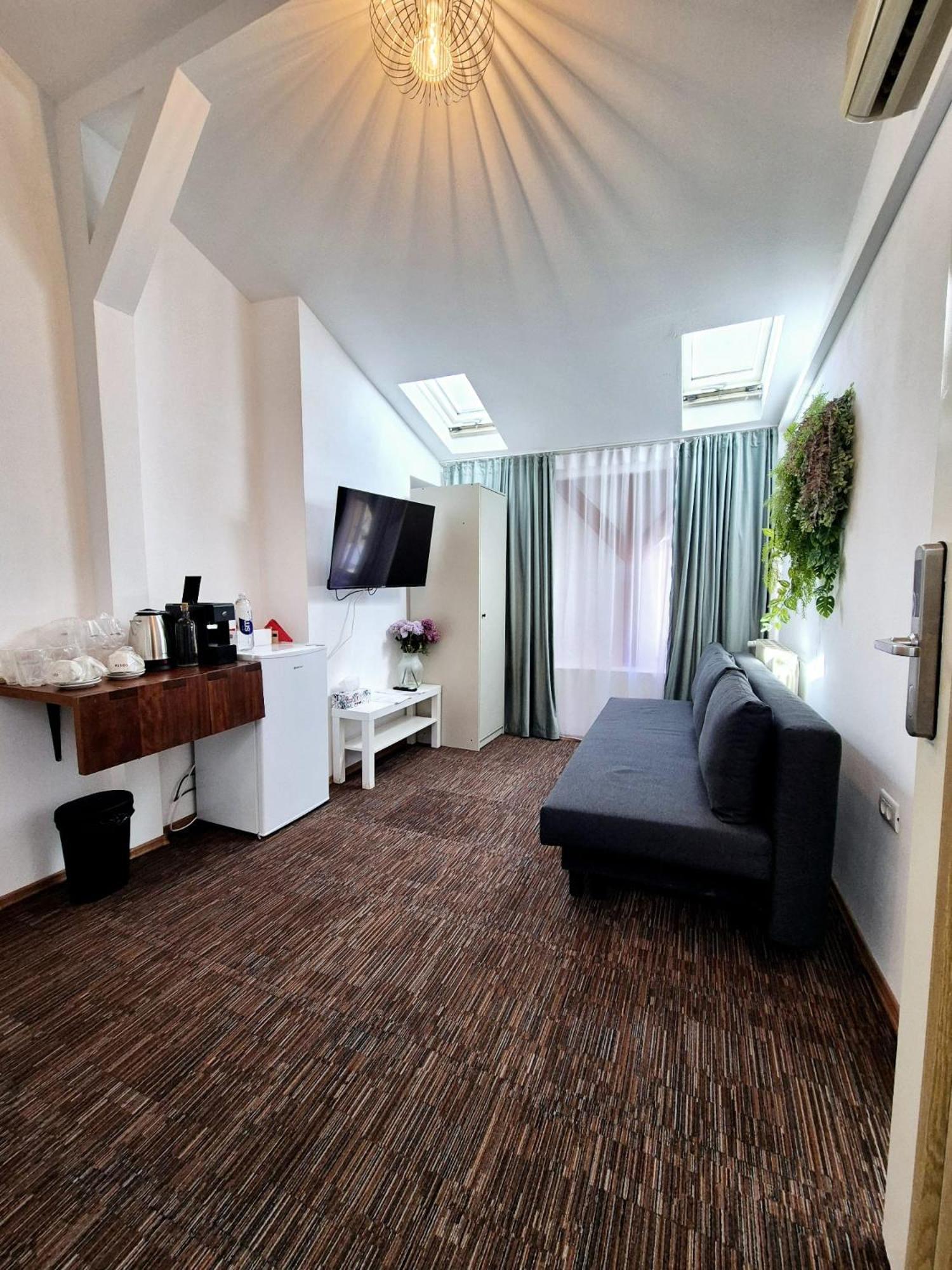 Boutique Old 4 Apartament Bucureşti