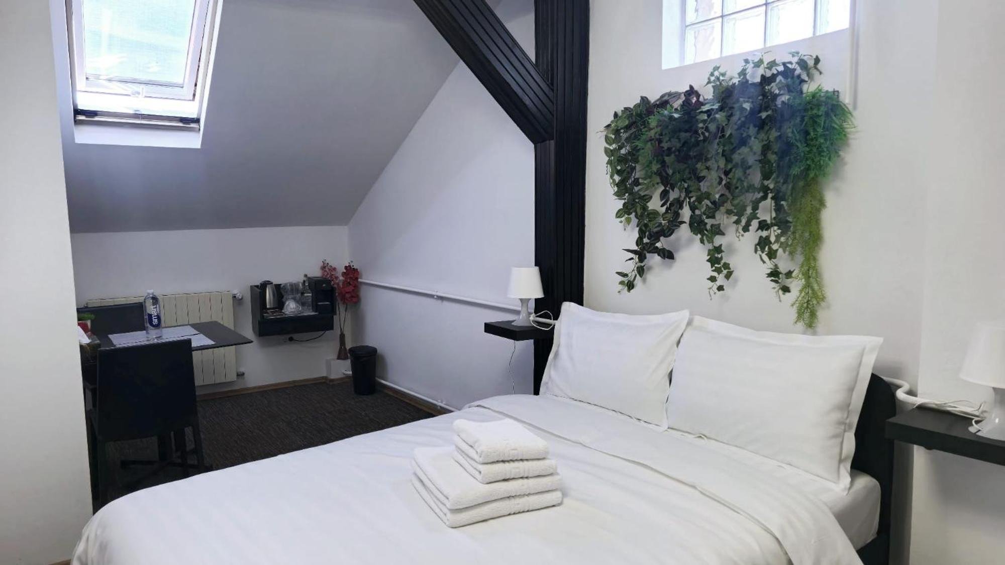 Boutique Old 7 Apartment