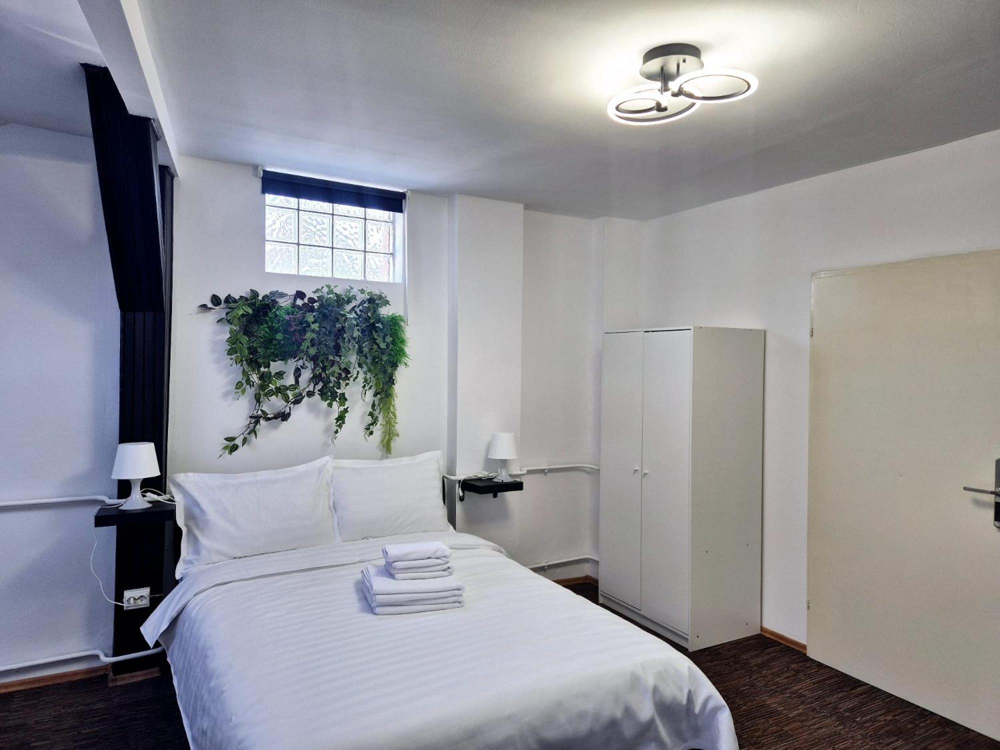 Boutique Old 7 Apartment *