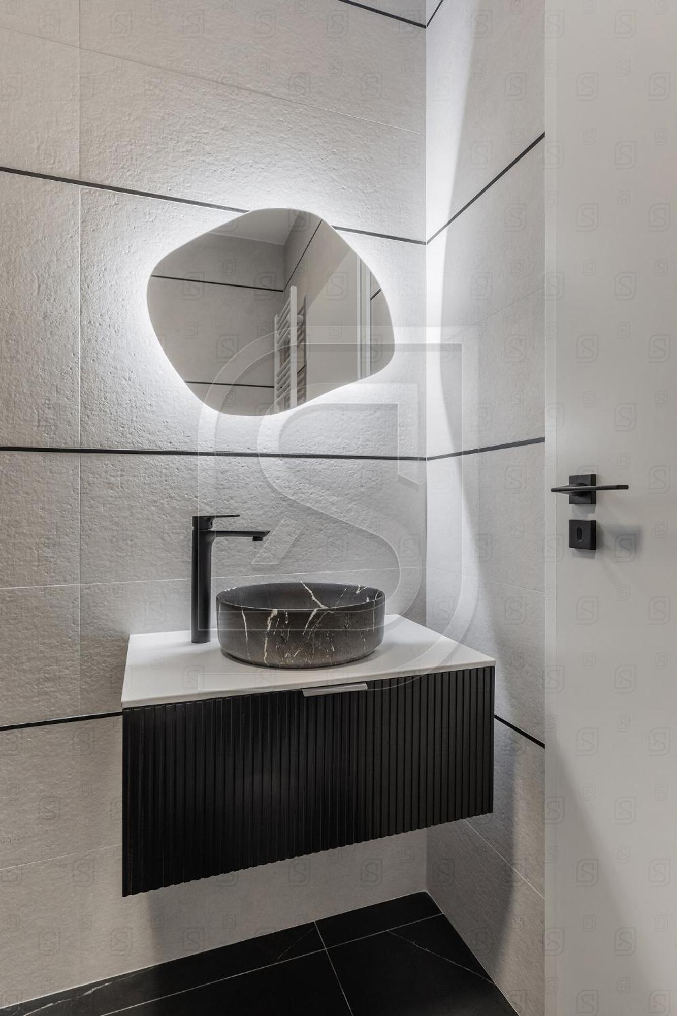 Apartment Diamond By Kristal Collection *