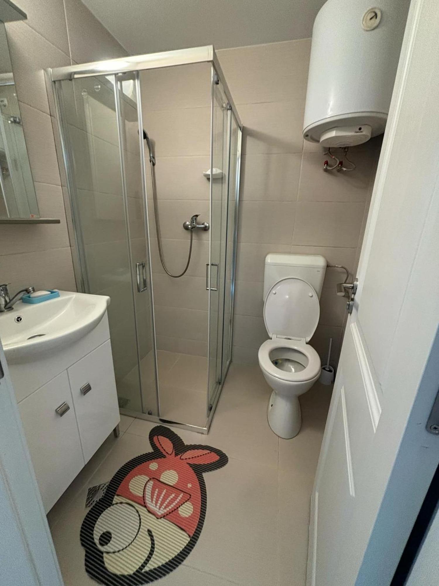 One Ptm 2 Apartament Bucureşti
