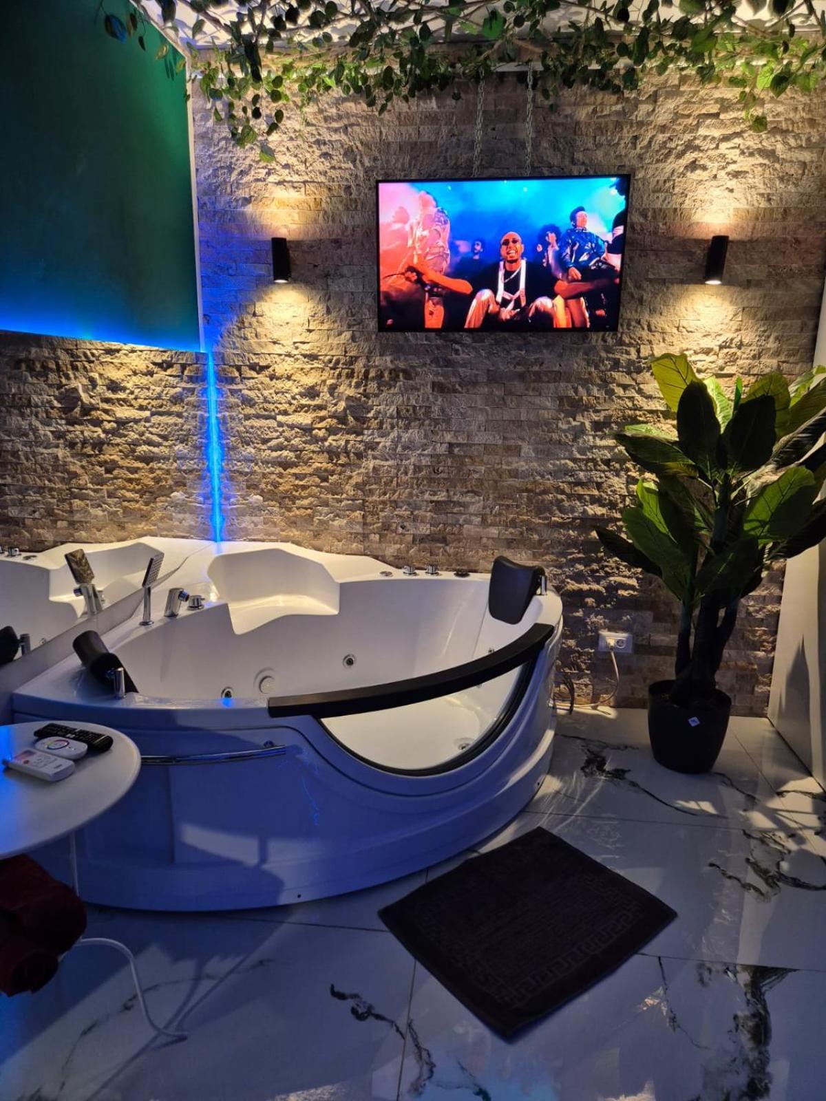 Afi Discret Jacuzzi