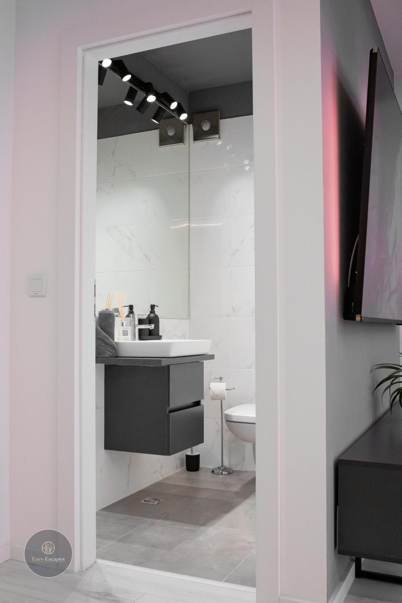 Apartment Executive Duplex With Balcony, Skyline Views & Free Parking Bucharest