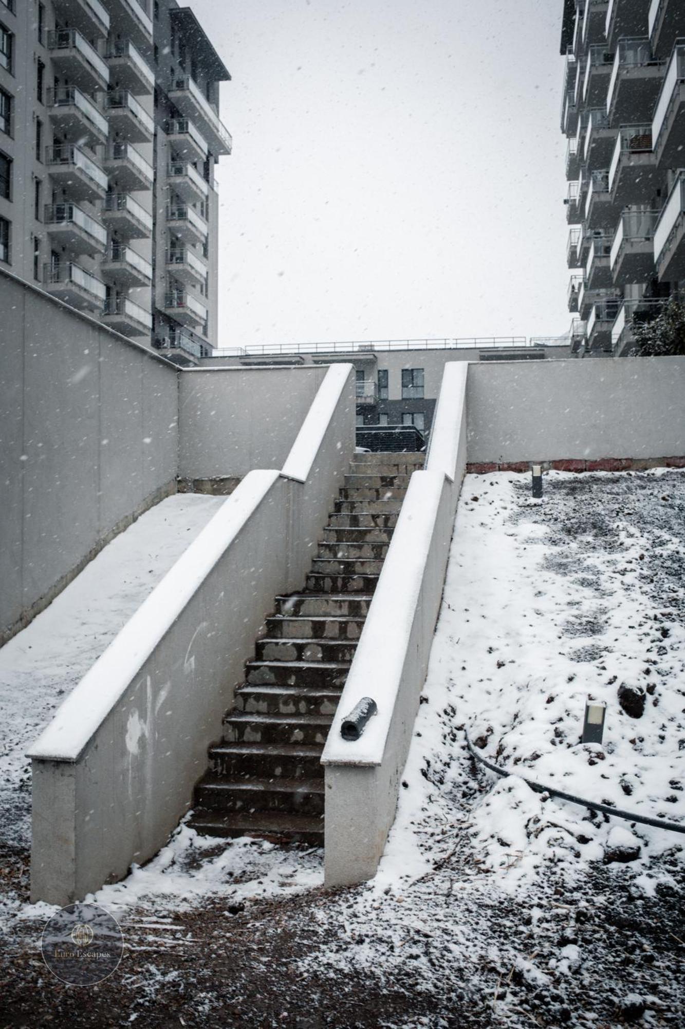 Executive Duplex With Balcony, Skyline Views & Free Parking Apartment Bucharest
