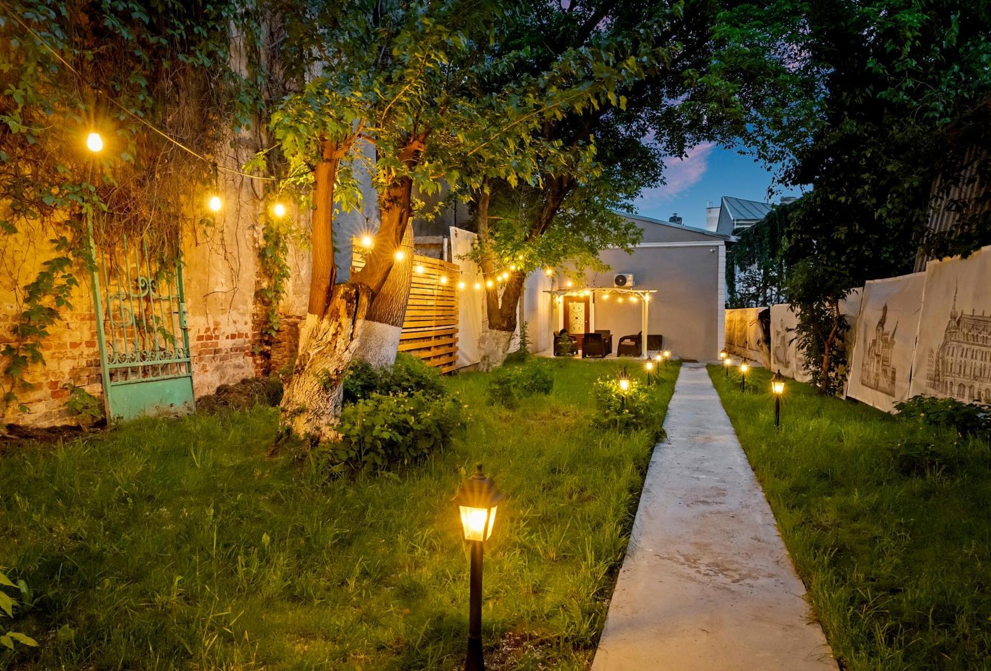 Apartment High Ceilings Garden - Parking Bucharest