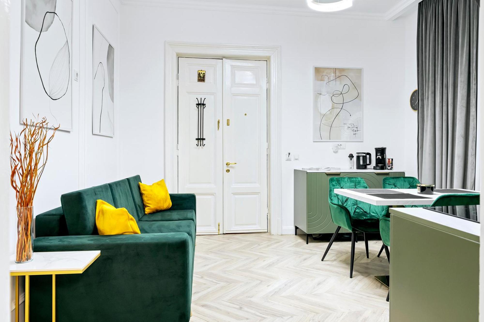 High Ceilings Garden - Parking Apartment Bucharest