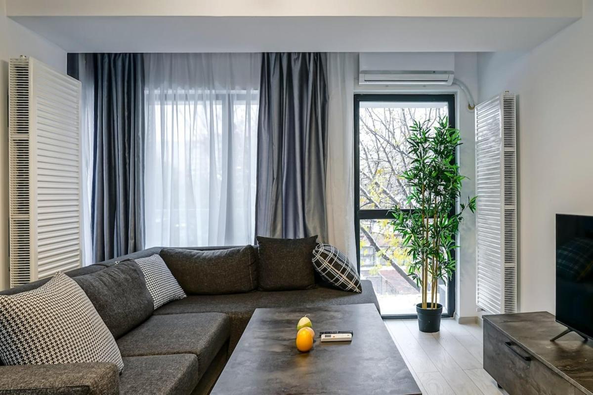 Apartment Charming Oasis