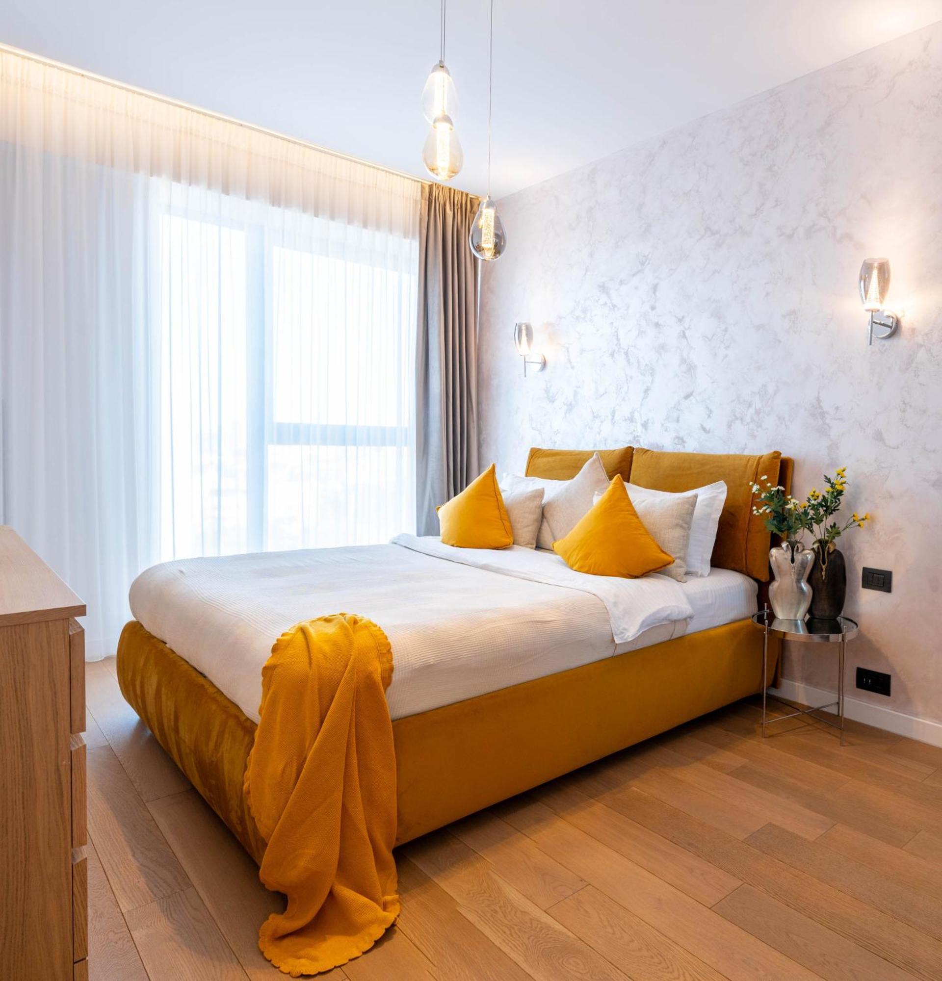 Metropolitan Luxe Apartment