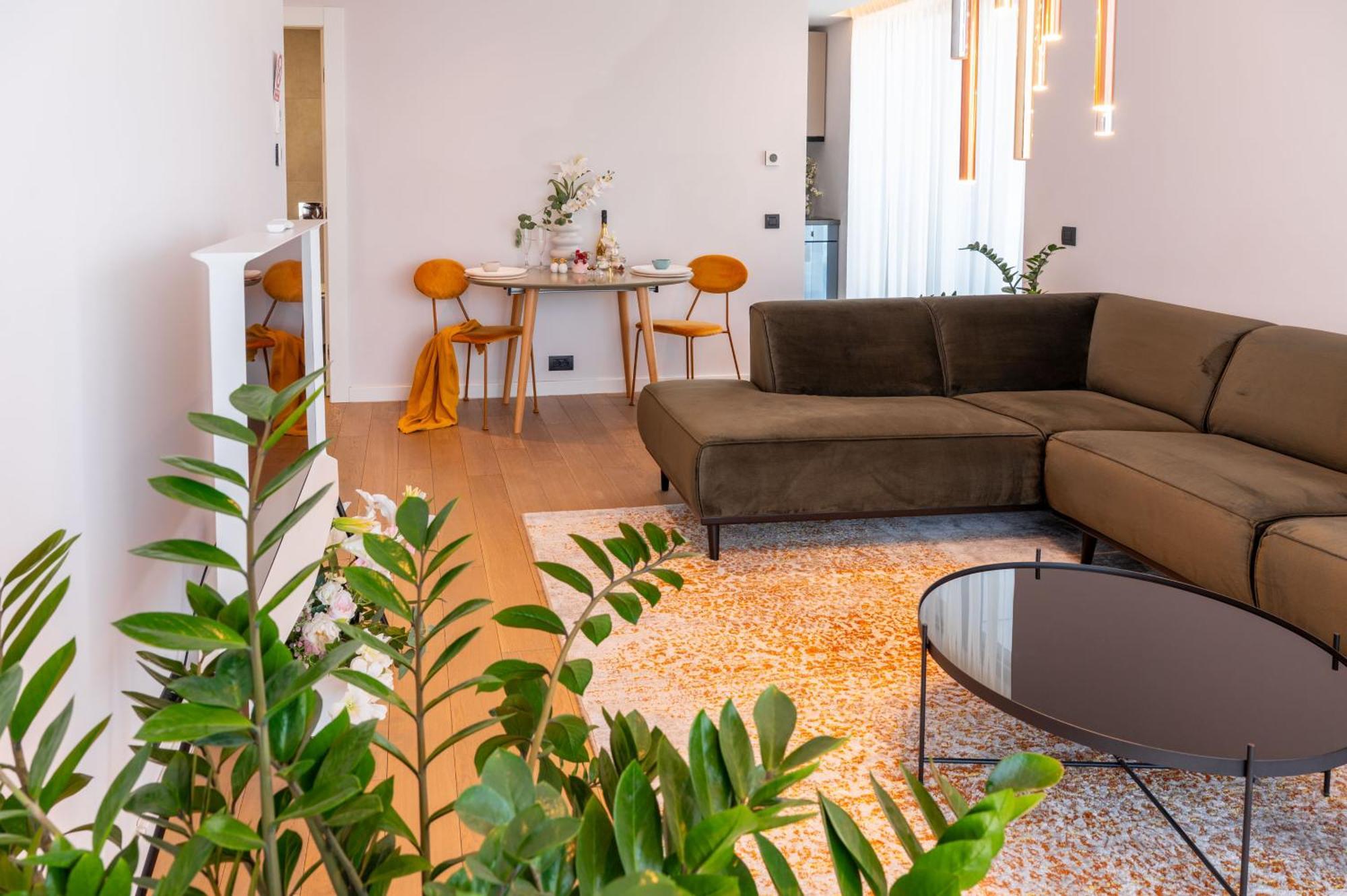 Metropolitan Luxe Apartment