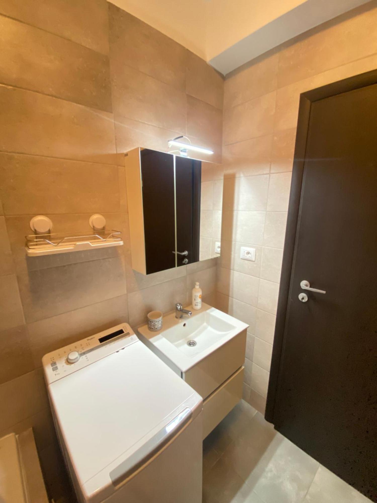 Apartment At Carol Park Bucharest