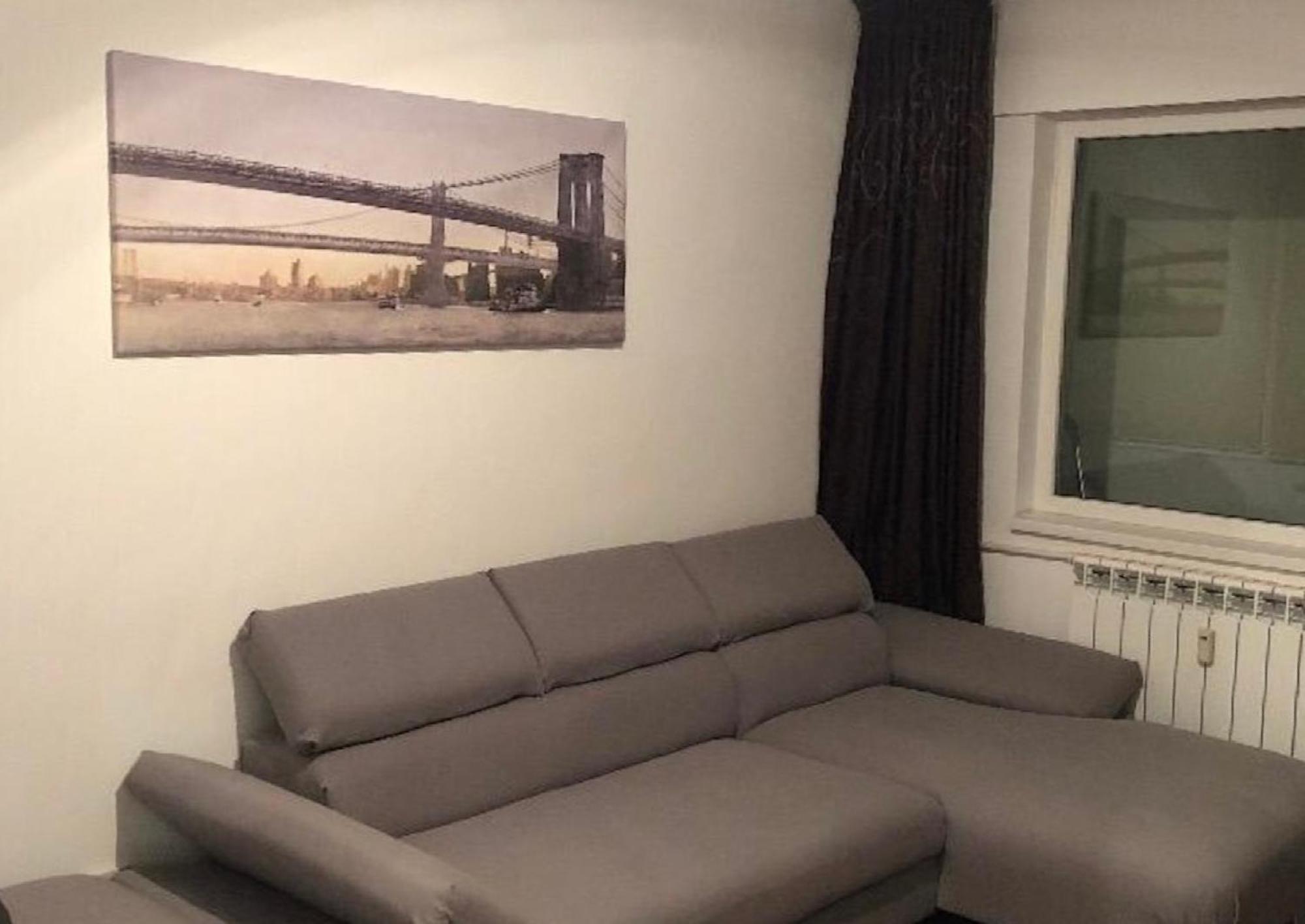 Zealot Apartment Bucharest