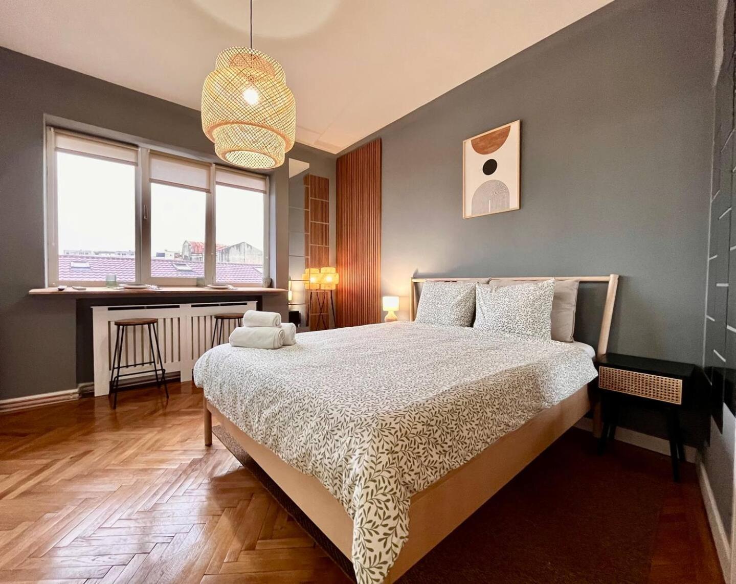 Apartment Woodie With Premium Comfort By Piata Unirii