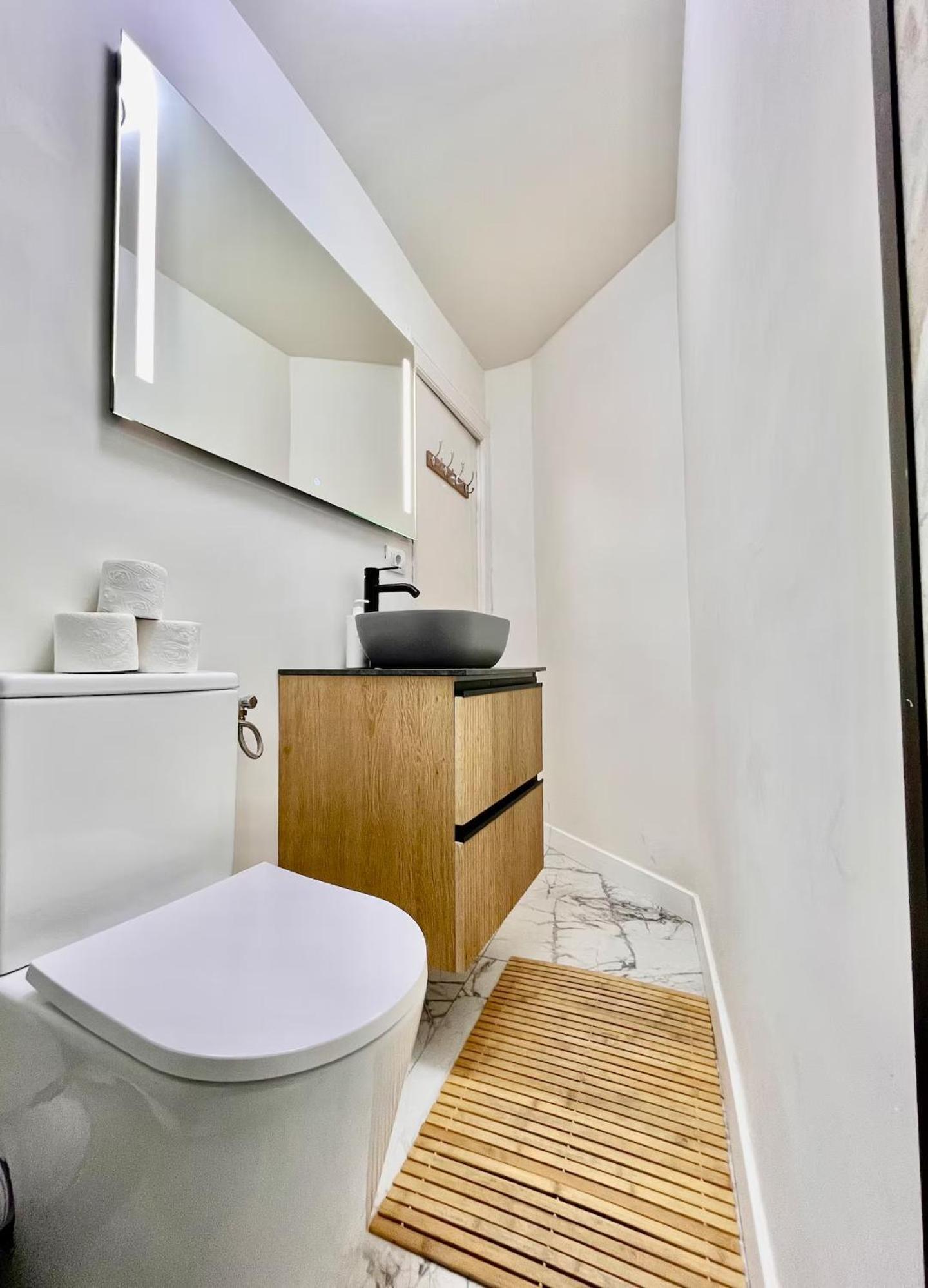Woodie With Premium Comfort By Piata Unirii Apartment