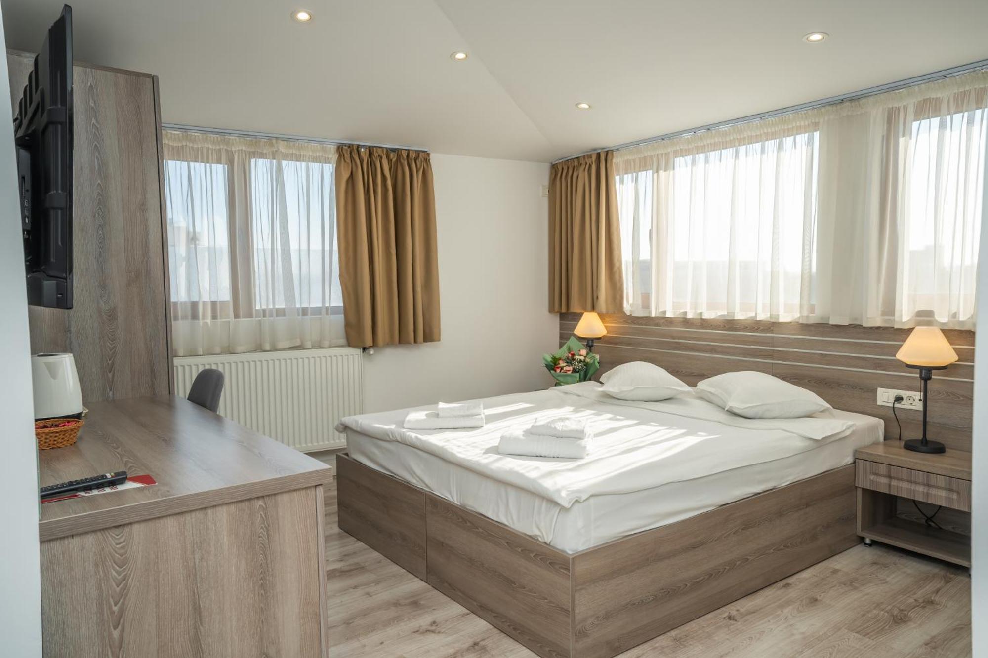 Liad Center Hotel