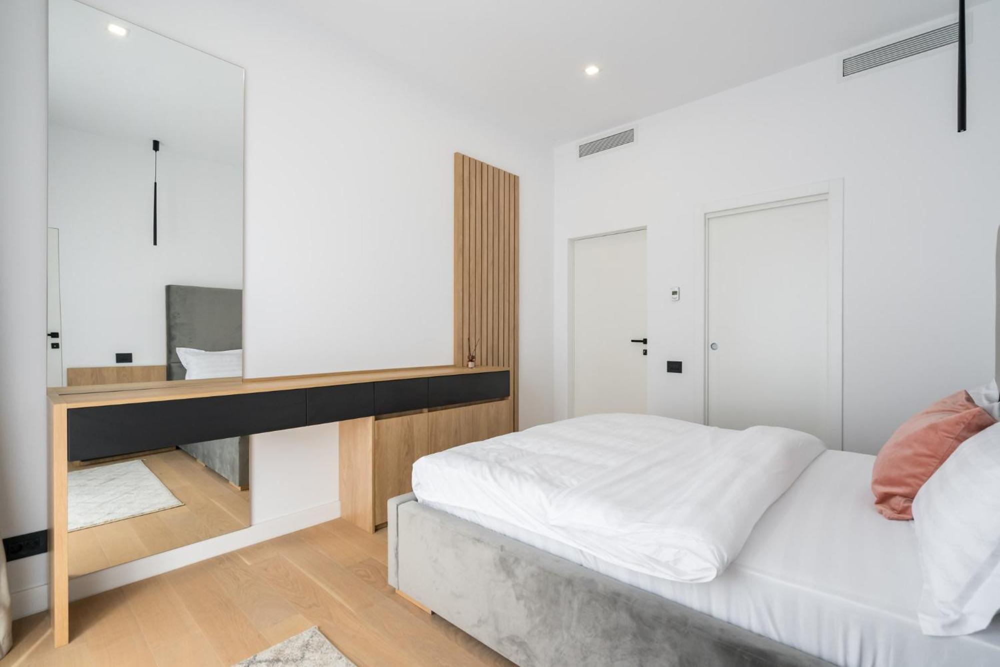 Eden - Elegant Retreat In Rosetti Luxury Apartment Bucharest