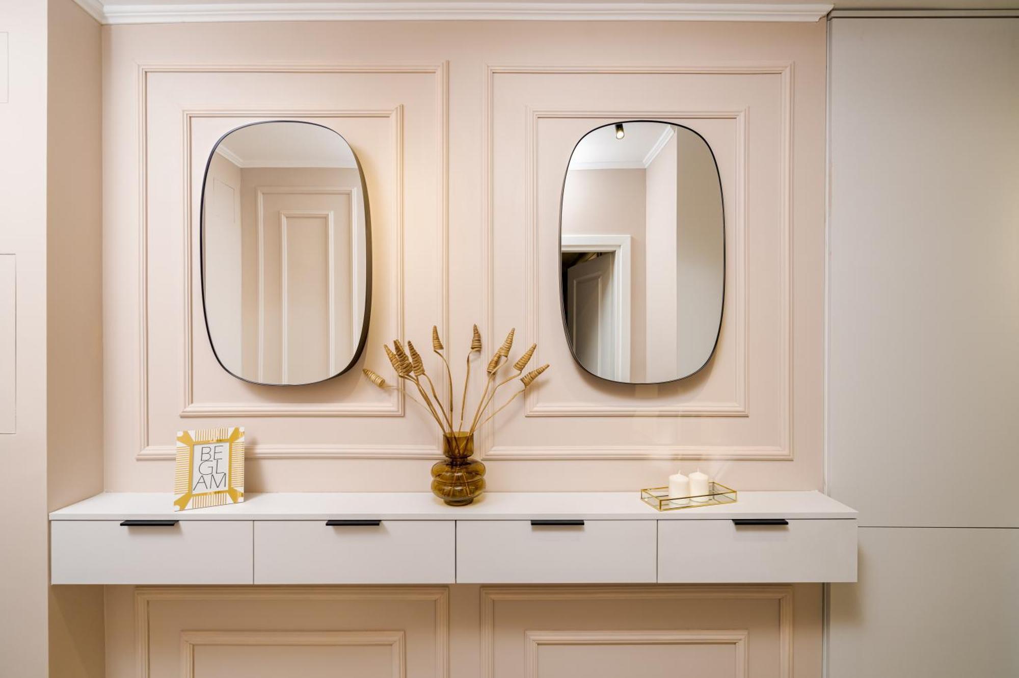 Designer - Ultracentral - Luxury Living Bucharest
