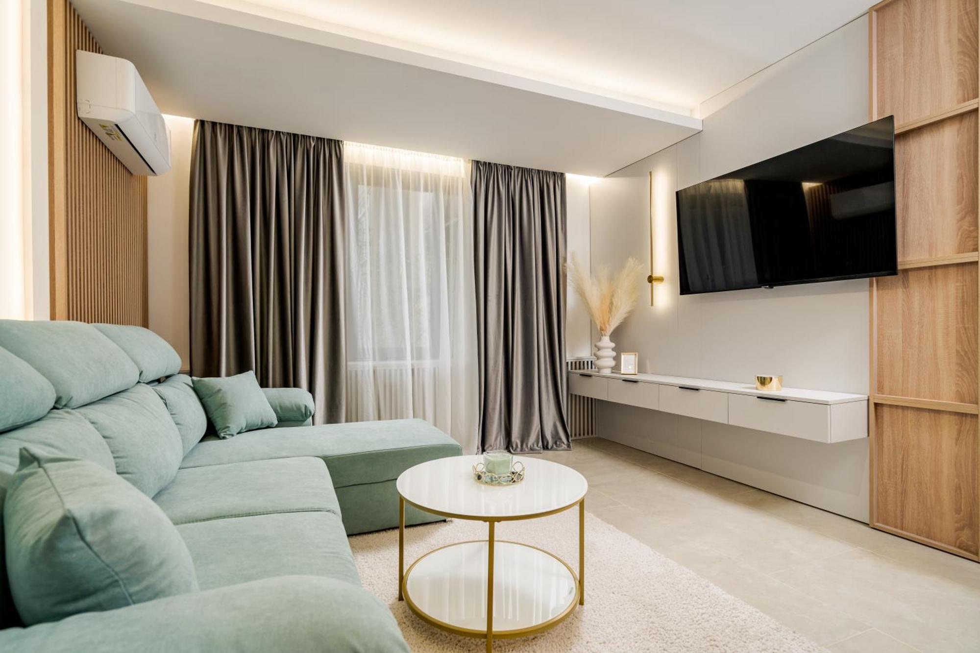 Apartment Designer - Ultracentral - Luxury Living