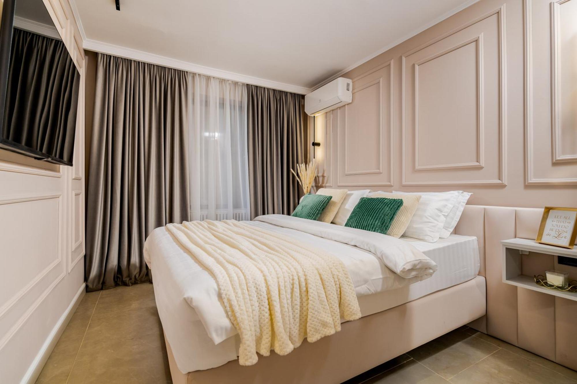 Apartment Designer - Ultracentral - Luxury Living