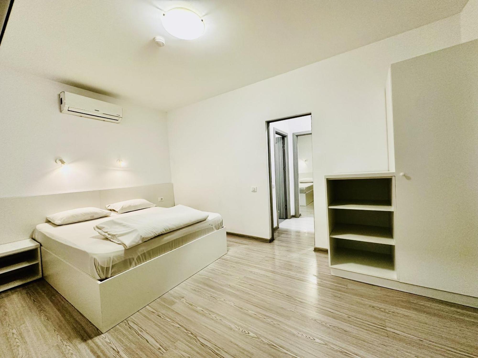 Family Old Town Quad Apartment Bucharest
