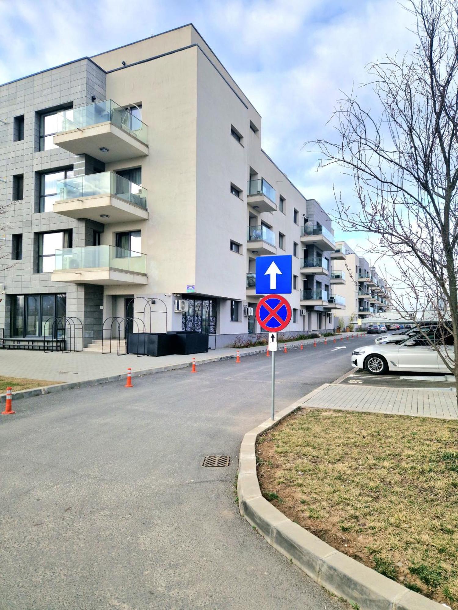 Onix Penthouse 18, Premium Parking