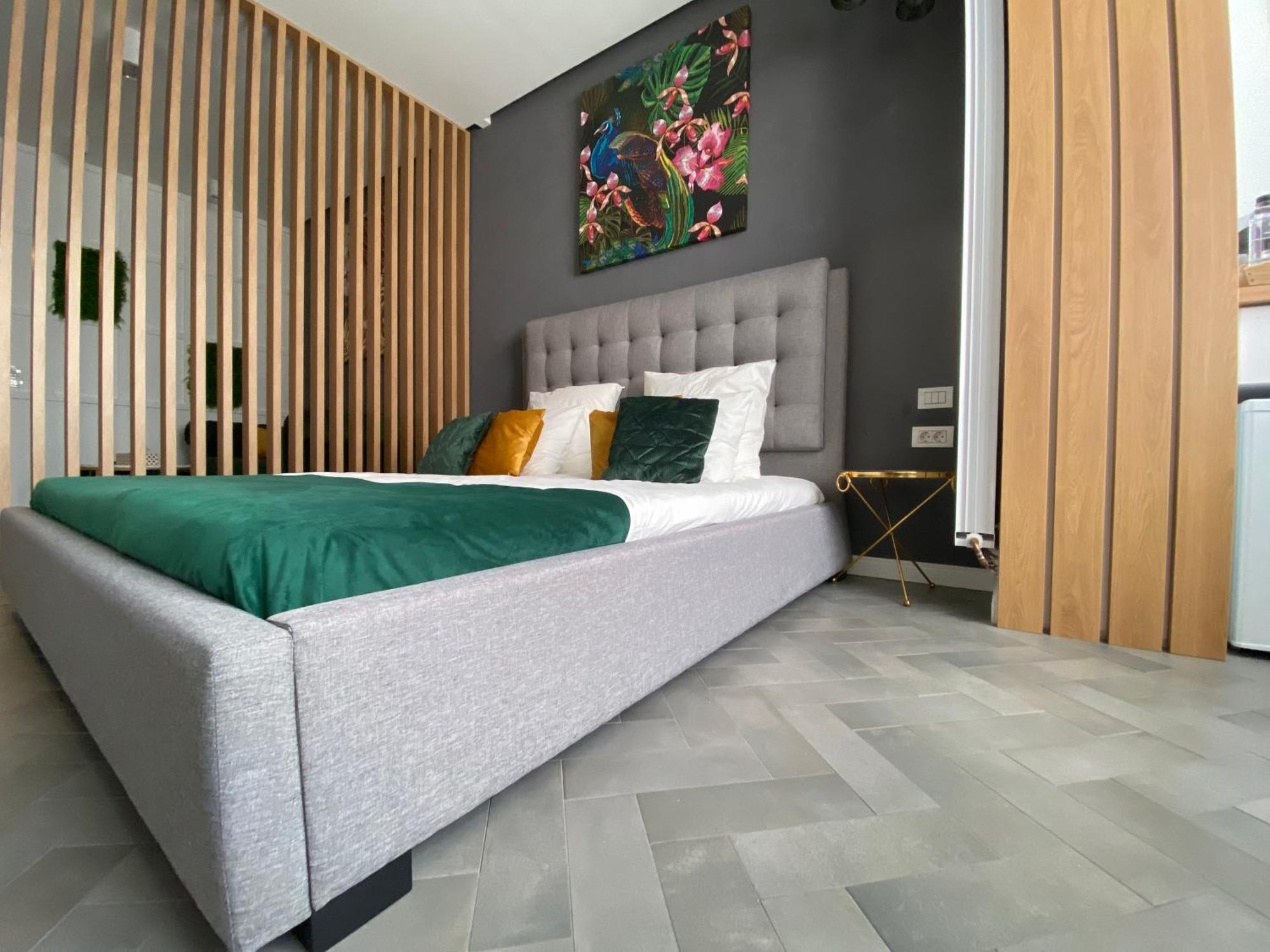 Eden Apartment