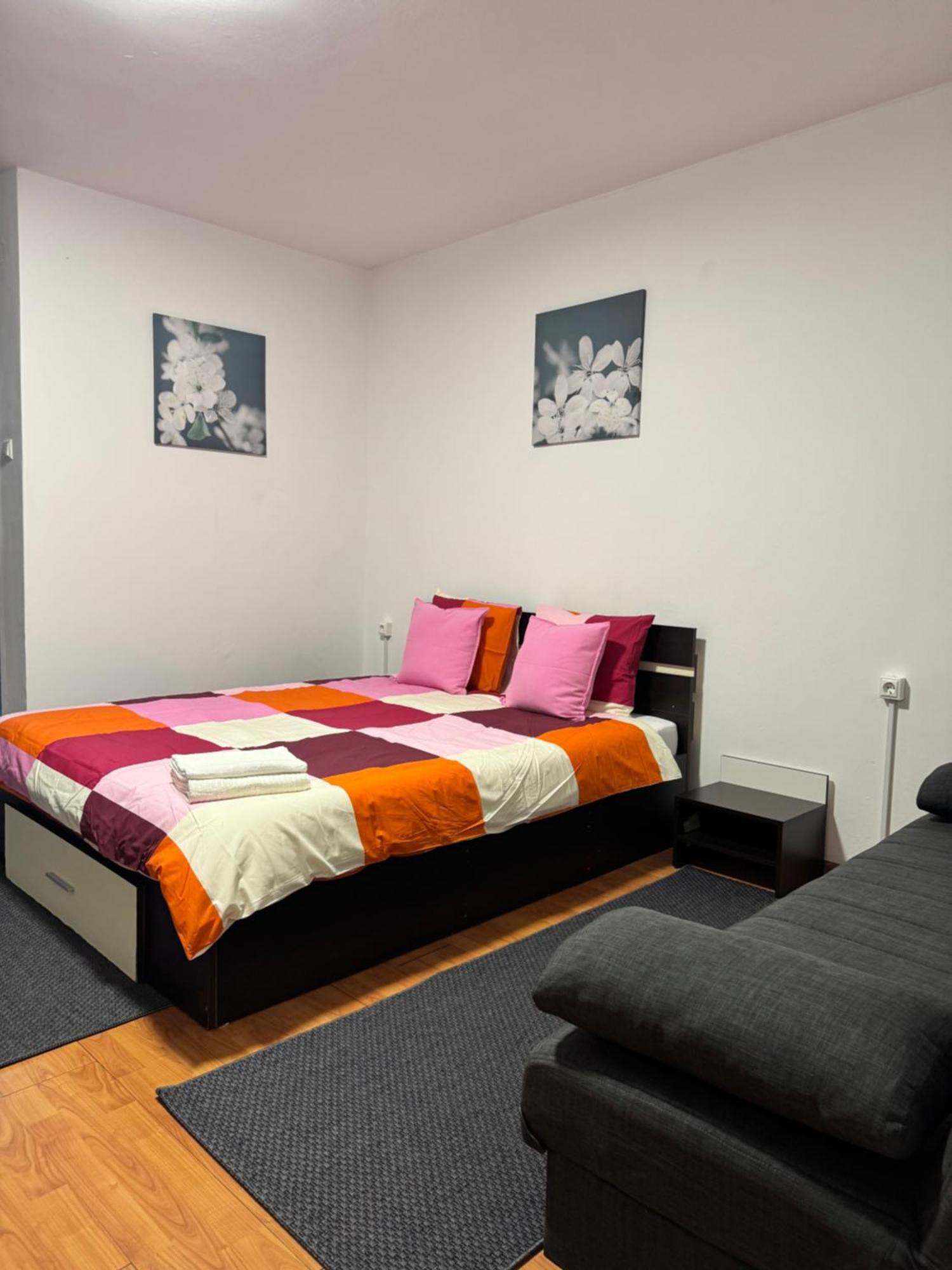 Park Mall Apartment Bucharest
