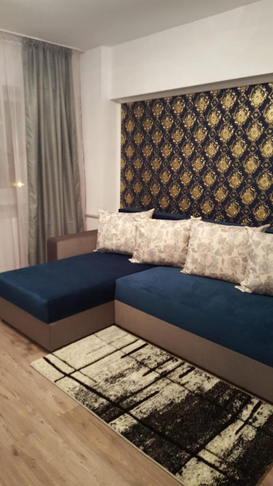 Diamond Apartment *