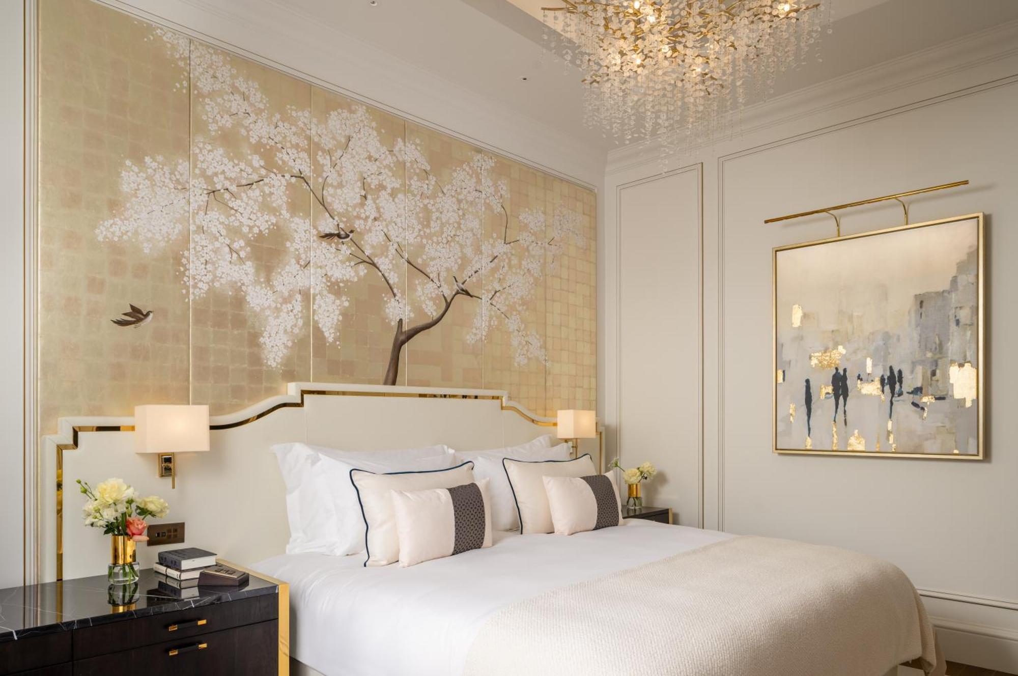 Corinthia Grand Du Boulevard Hotel