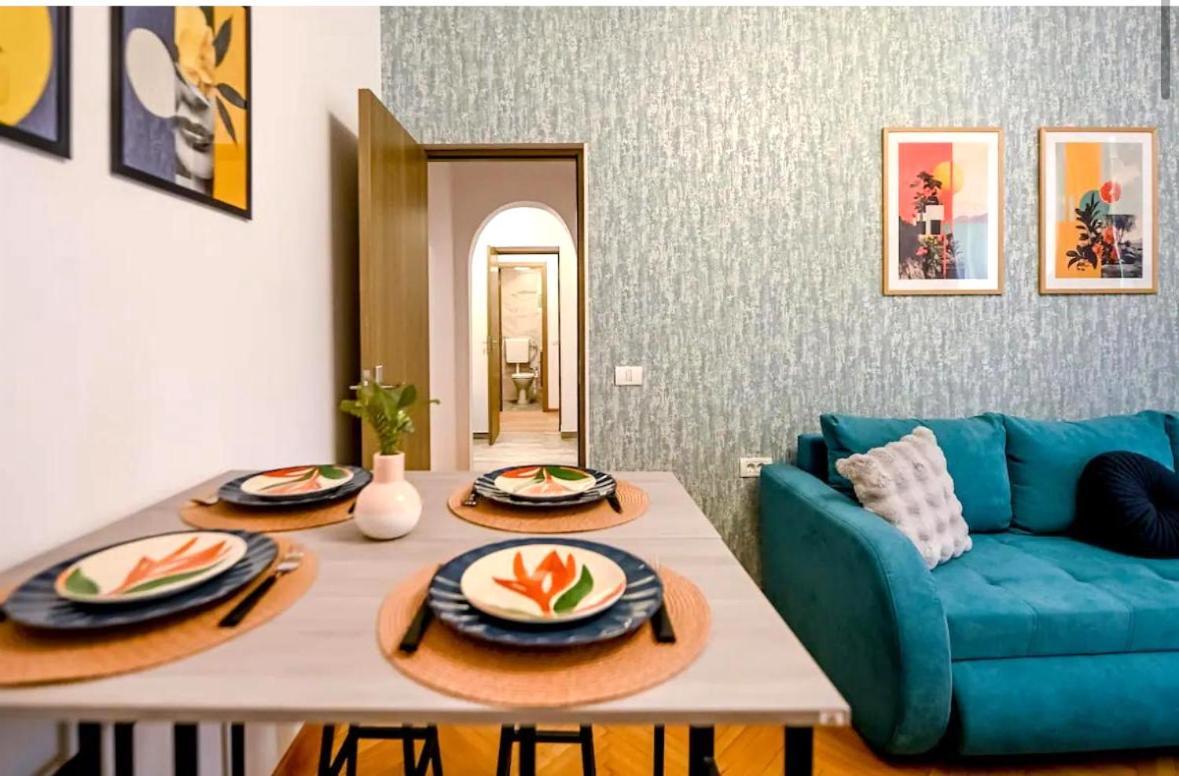 Fluidity - Refined 2br Retreat In Center