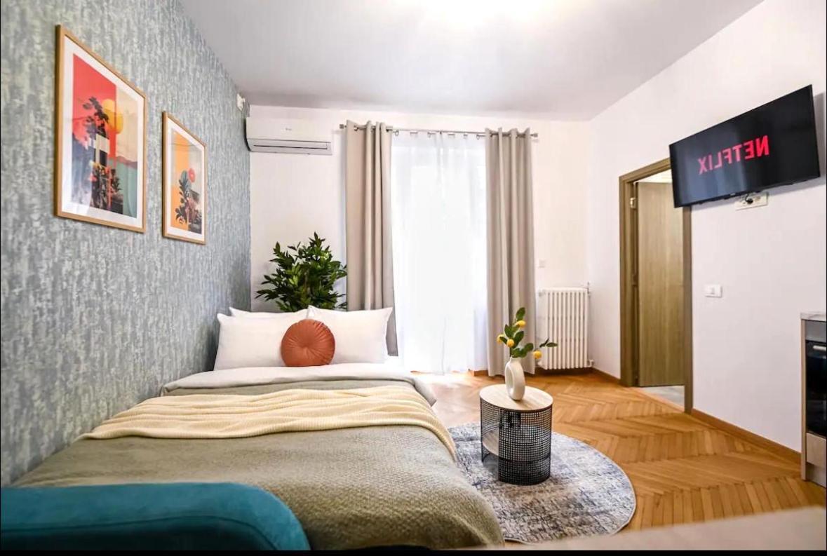 Fluidity - Refined 2br Retreat In Center Apartamento *