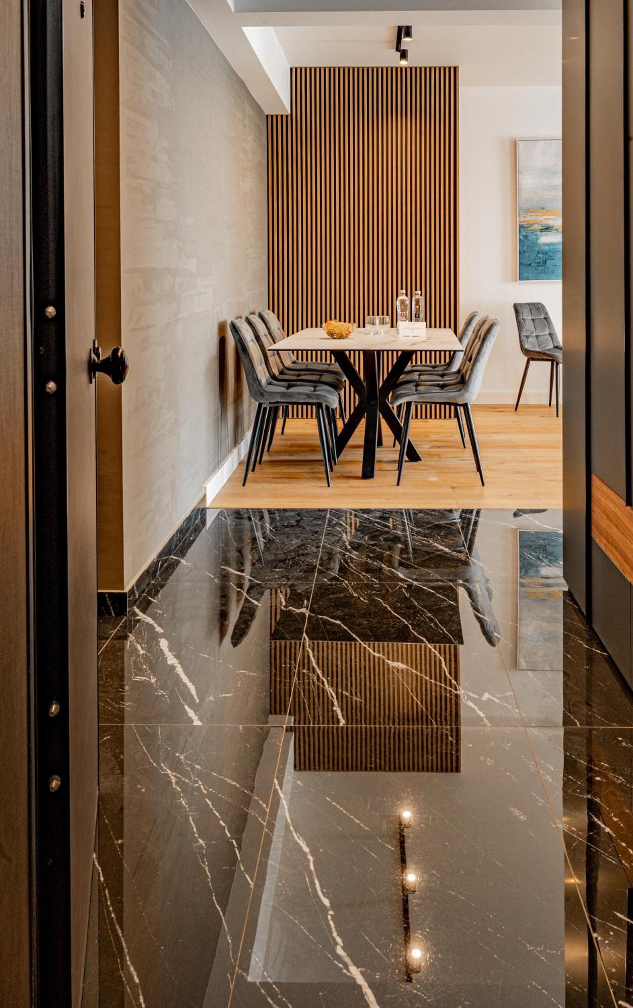 Cavar Apartment *