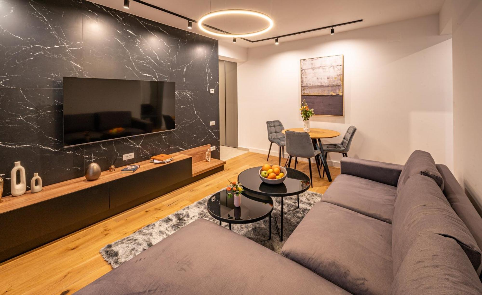 Apartment Cavar