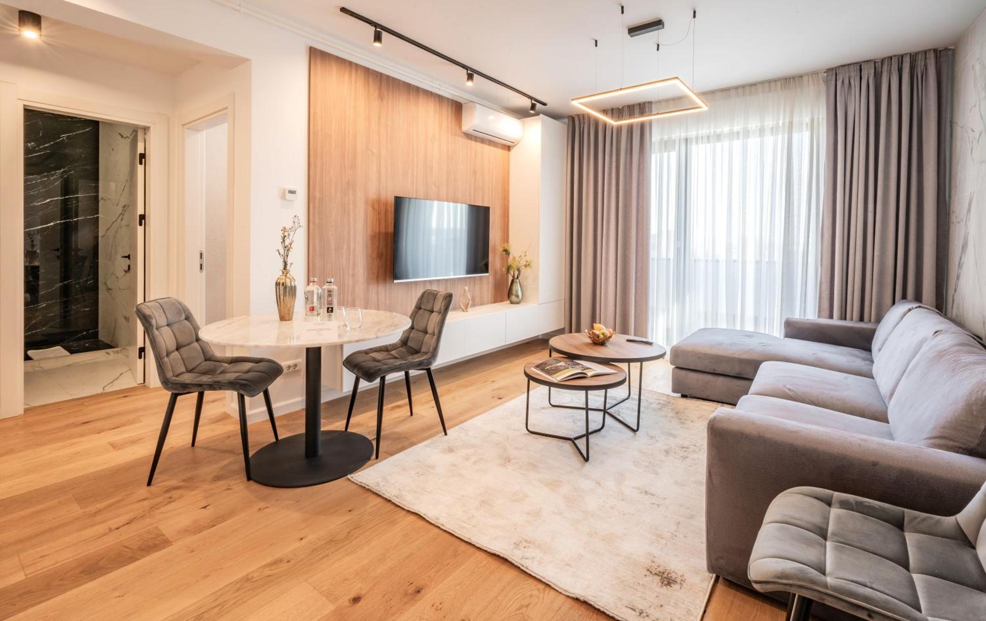 Apartment Cavar
