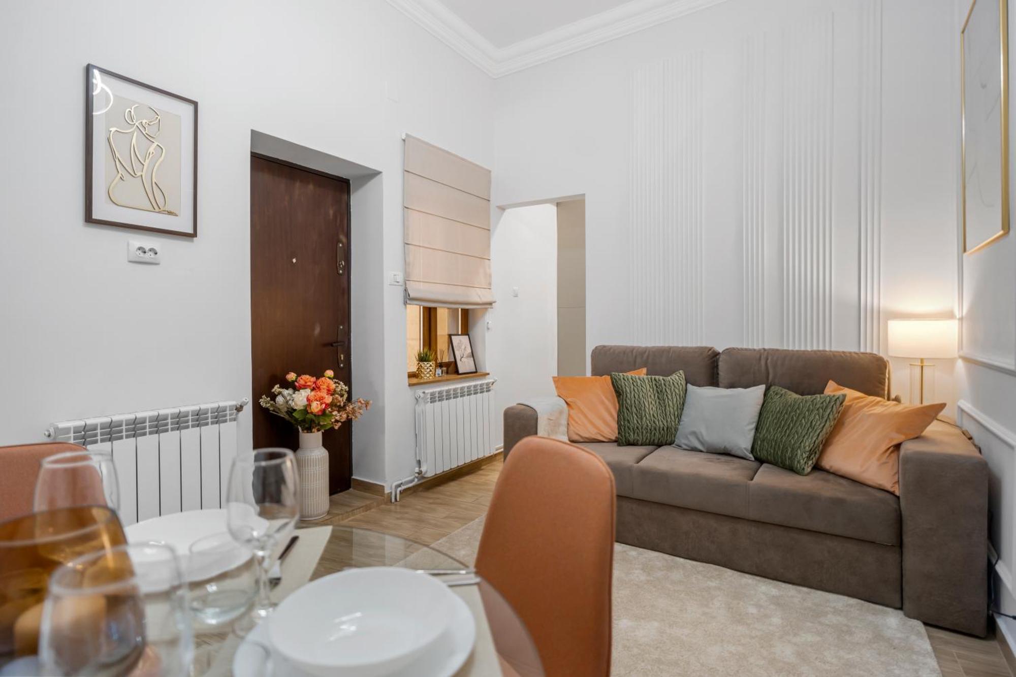 Zen With Self Check-in & Private Parking Apartment