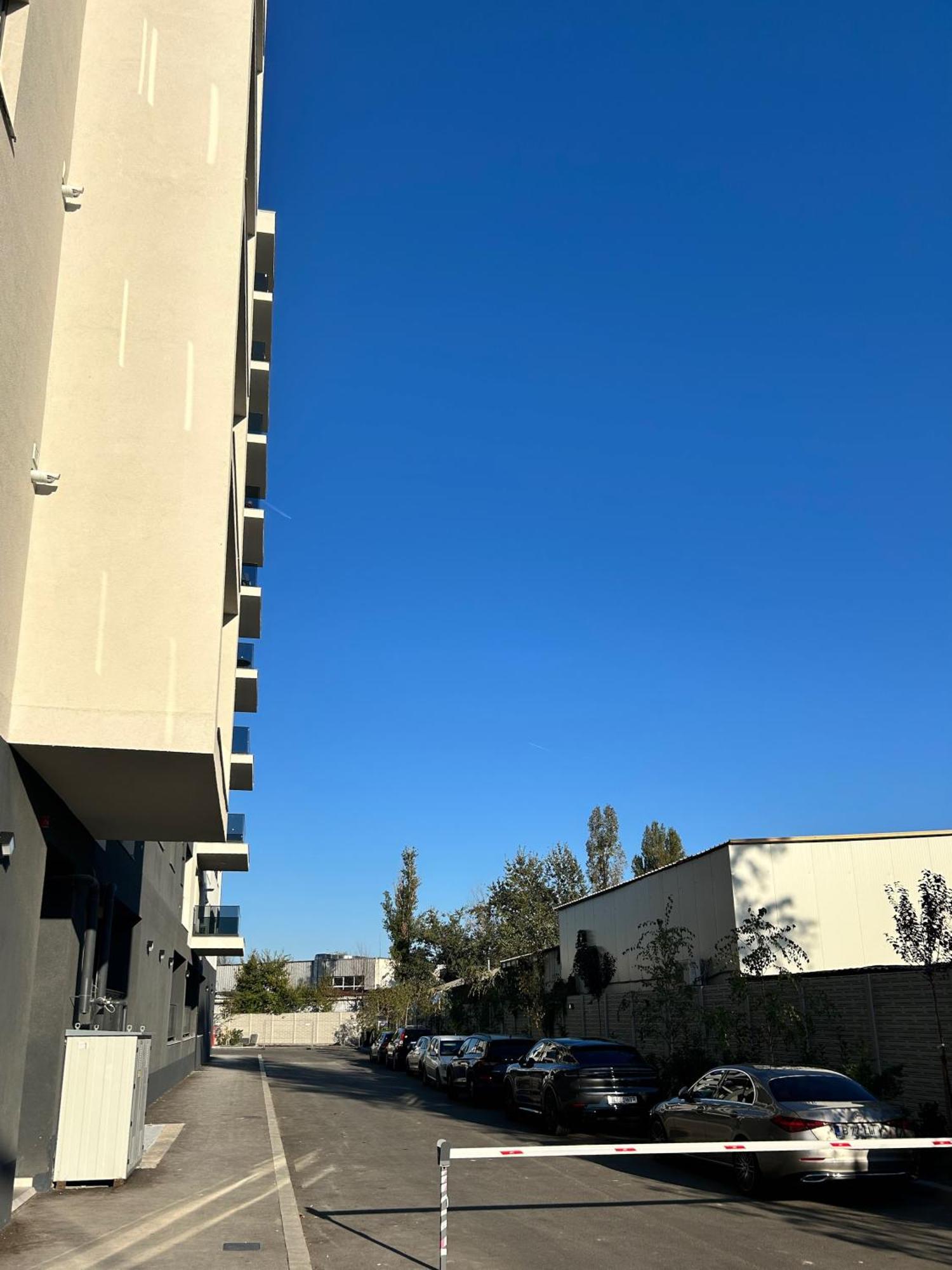 The Cozy Flat - Modern, New, 2 Apartment, Parking Bucareste