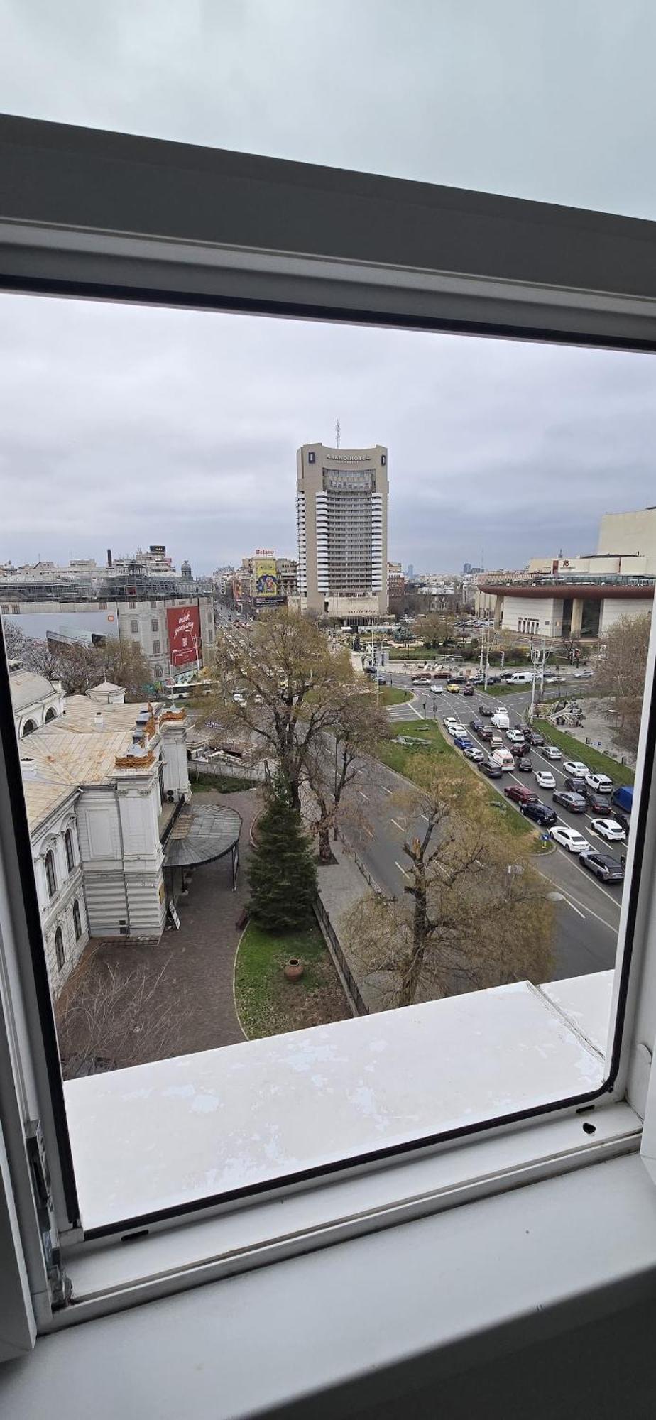 Old Town Sky View Apartment *
