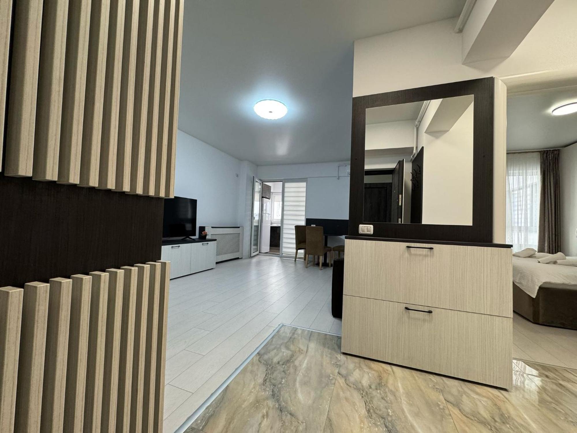 Luxury Glam Adress With Parking Apartment *
