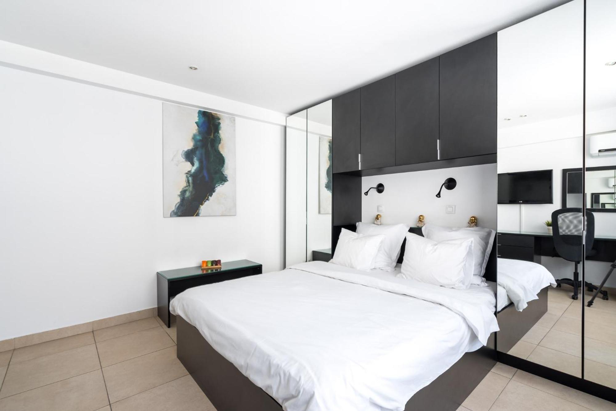 Shangri La Bucharest