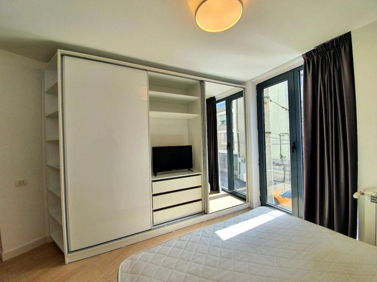 Apartment Modern In New Building *