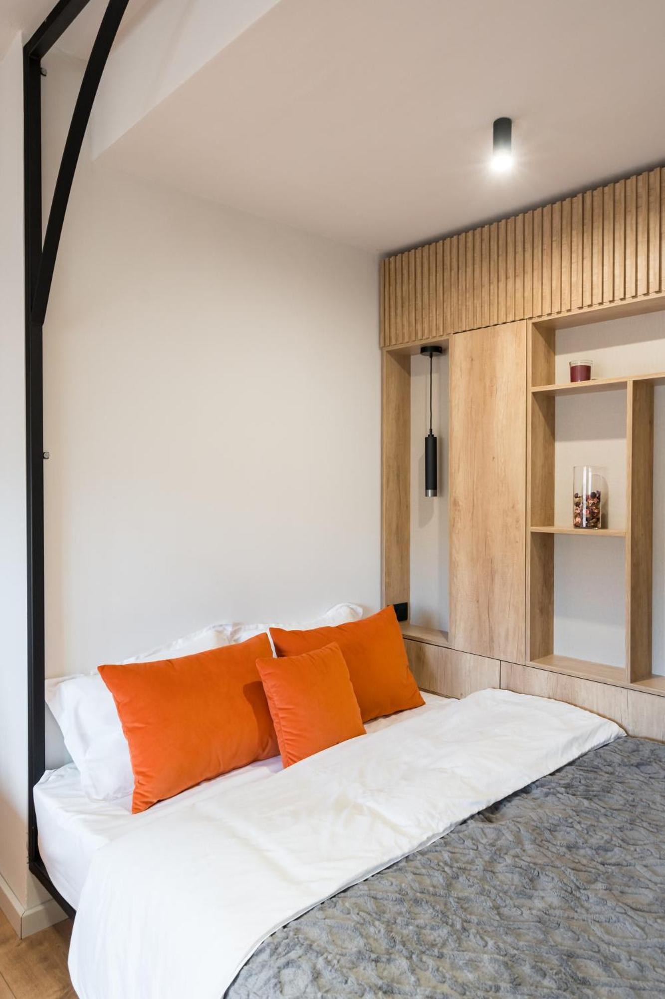 Tangerine Center *