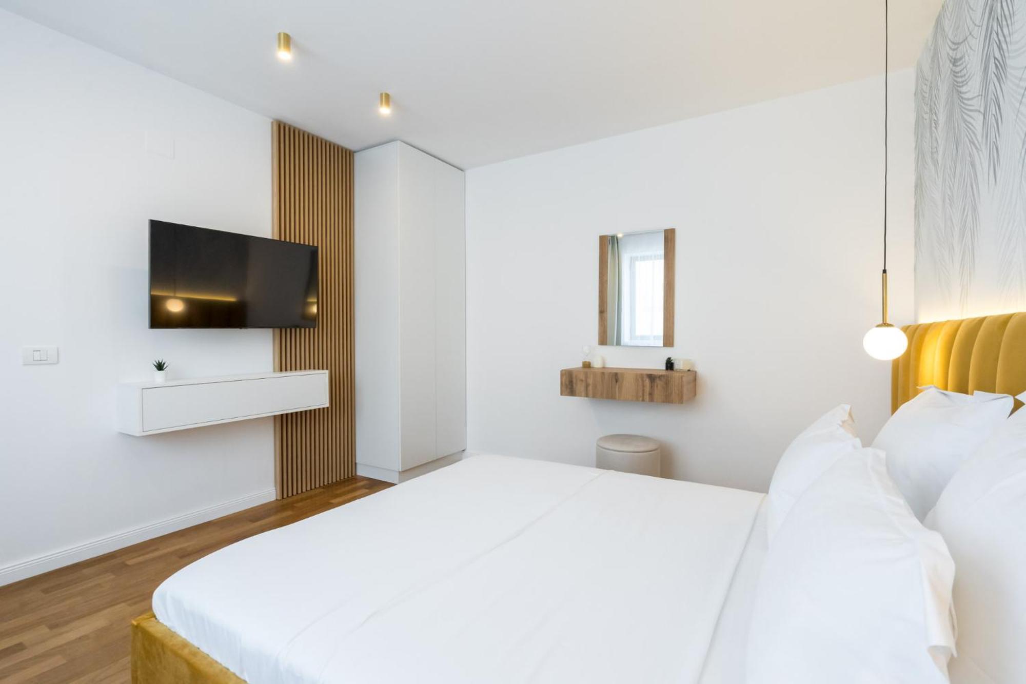 The Artist Center Apartment Bucharest