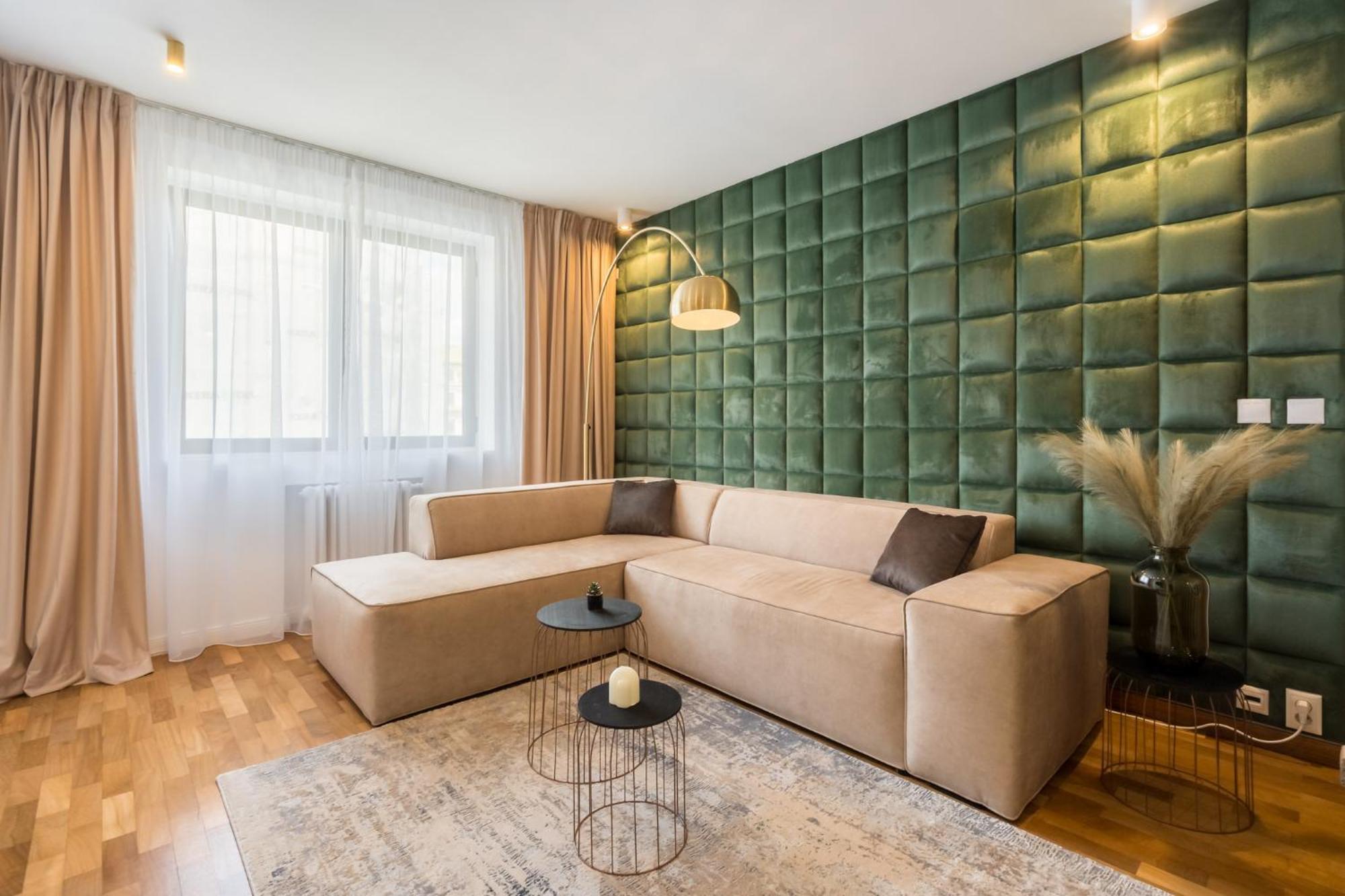 The Artist Center Apartment