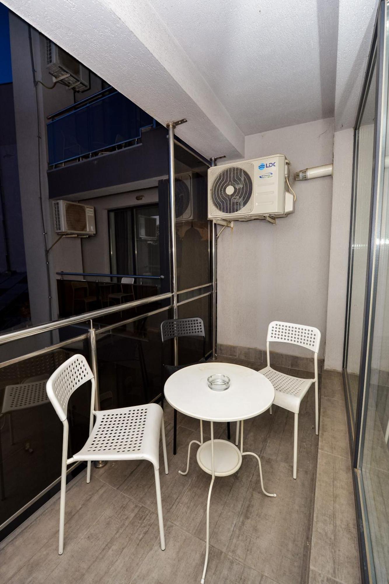 Marlin Unirii Square Apartamento *